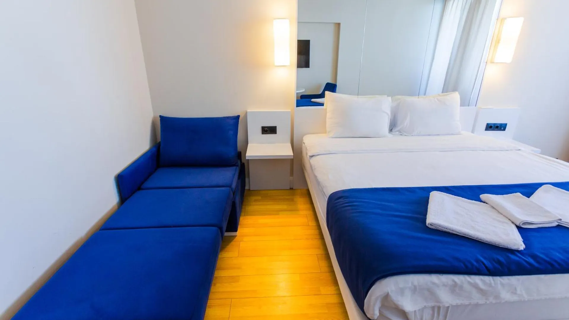 Orbi City Hotel باتومي